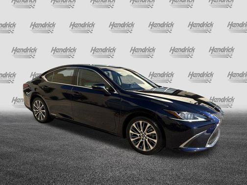 2020 Lexus ES 300h Base