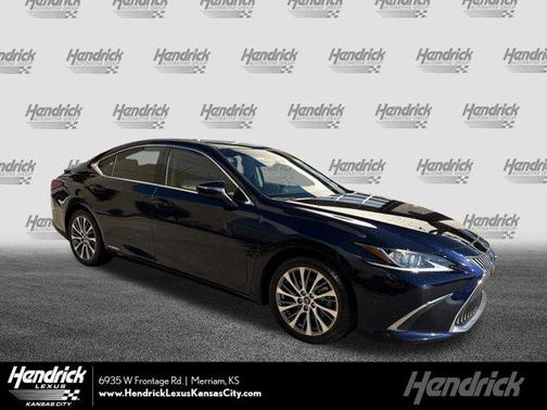 2020 Lexus ES 300h Base