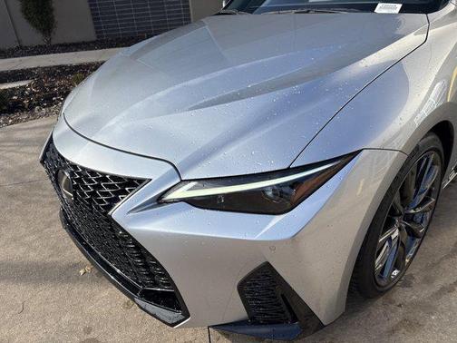 2022 Lexus IS 350 Base