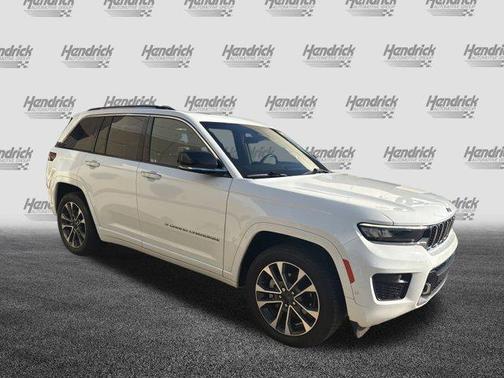 2022 Jeep Grand Cherokee Overland