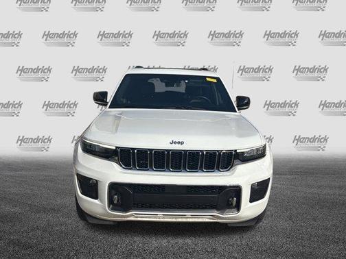 2022 Jeep Grand Cherokee Overland
