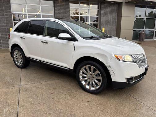 2014 Lincoln MKX Base