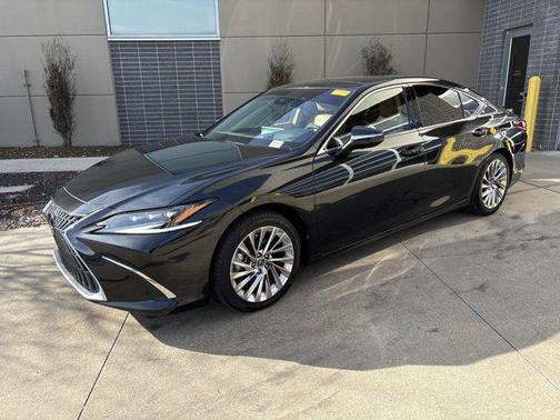 2023 Lexus ES 350 Ultra Luxury