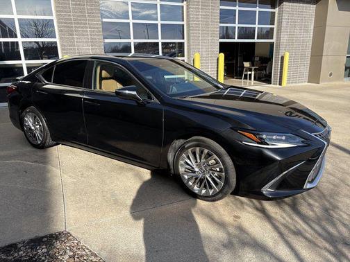 2023 Lexus ES 350 Ultra Luxury
