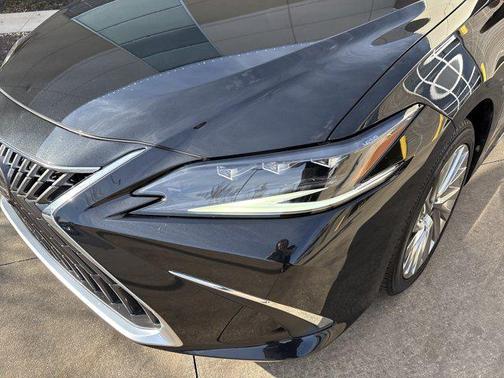 2023 Lexus ES 350 Ultra Luxury