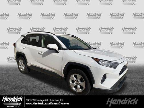 2020 Toyota RAV4 XLE