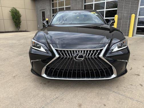 Caviar 2024 Lexus ES 300h Luxury