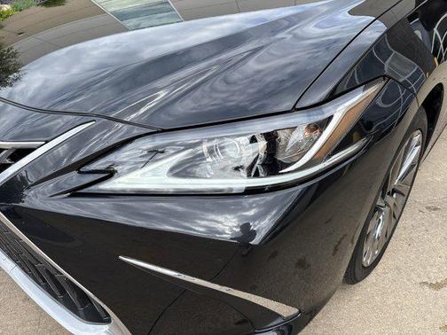 Caviar 2024 Lexus ES 300h Luxury