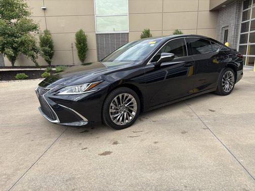 Caviar 2024 Lexus ES 300h Luxury