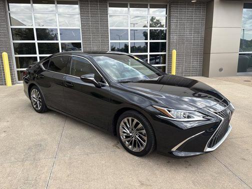 Caviar 2024 Lexus ES 300h Luxury