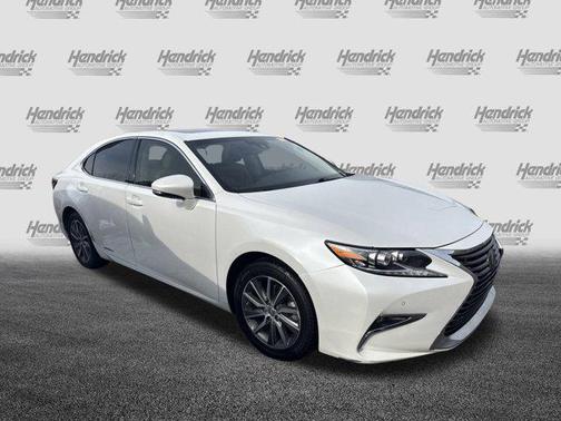 2016 Lexus ES 300h Base