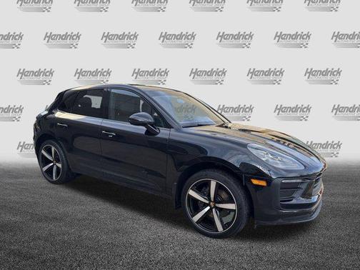 2024 Porsche Macan AWD