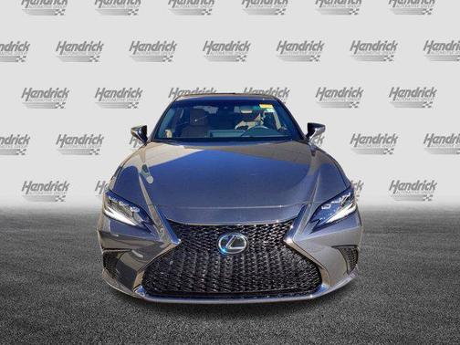 2025 Lexus ES 300h F SPORT Design