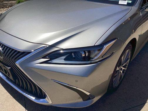 2020 Lexus ES 350 Base