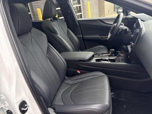 2025 Lexus NX 350 F SPORT Handling