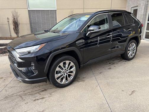 2022 Toyota RAV4 Limited