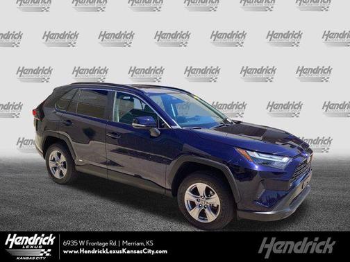 2022 Toyota RAV4 Hybrid XLE