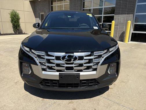 Phantom Black 2024 Hyundai SANTA CRUZ SEL