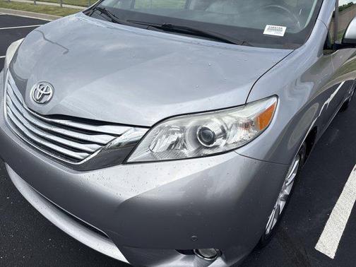 2012 Toyota Sienna Limited
