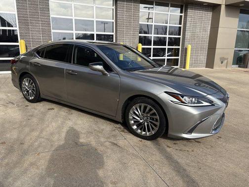 2019 Lexus ES 350 Luxury
