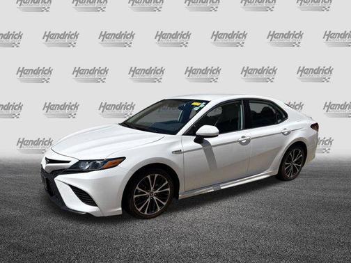 2019 Toyota Camry Hybrid SE