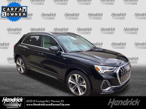 2020 Audi Q3 45 S line Prestige