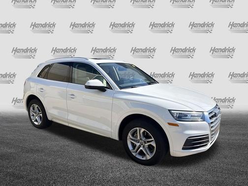 Glacier White Metallic 2019 Audi Q5 Premium