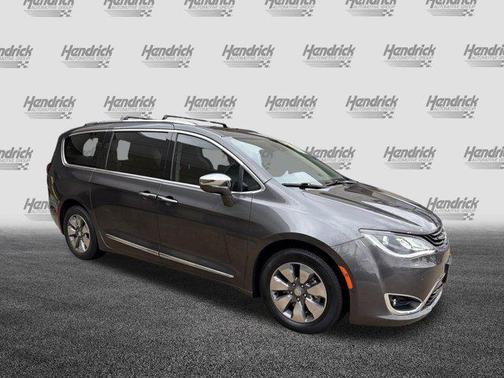 2018 Chrysler Pacifica Hybrid Limited