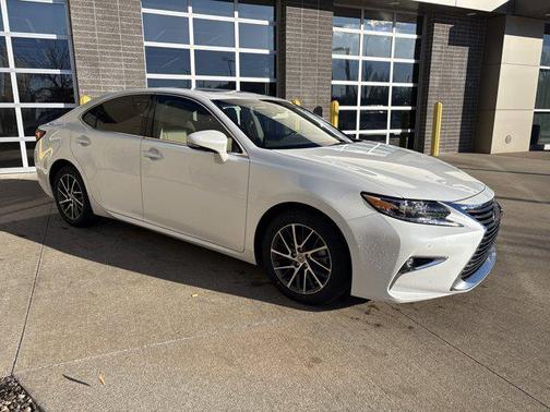 2017 Lexus ES 350 Base