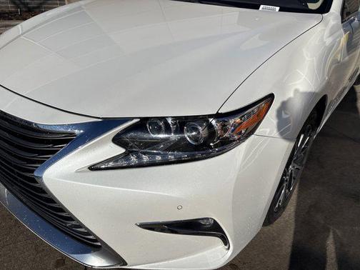 2017 Lexus ES 350 Base