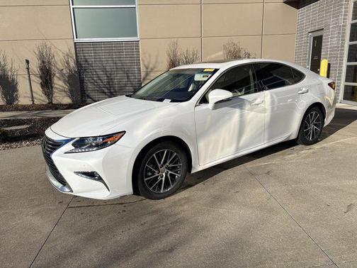 2017 Lexus ES 350 Base