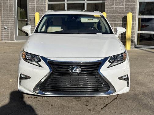 2017 Lexus ES 350 Base