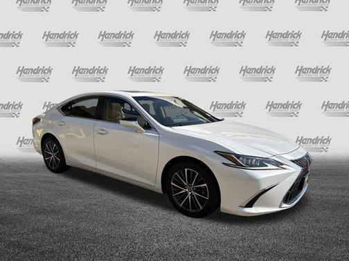 2022 Lexus ES 250 Base