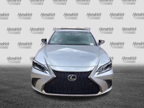 2025 Lexus ES 300h F SPORT Design