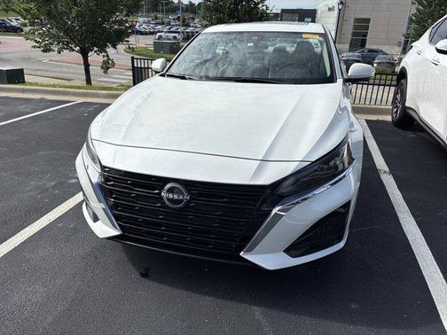 2025 Nissan Altima SL AWD
