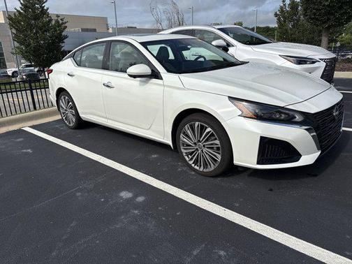 2025 Nissan Altima SL AWD