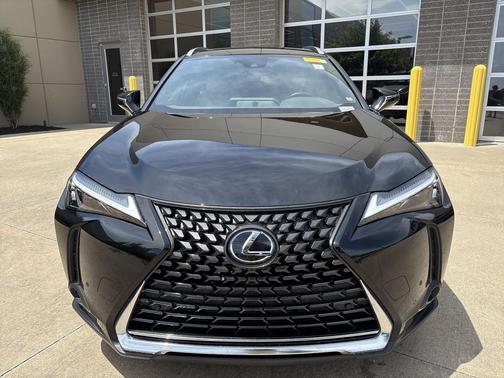 Obsidian 2023 Lexus UX 250h Base