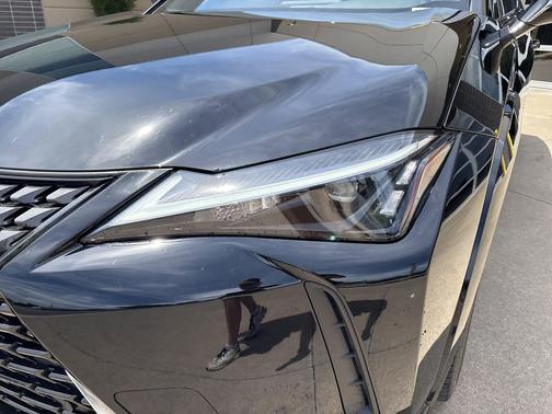 Obsidian 2023 Lexus UX 250h Base