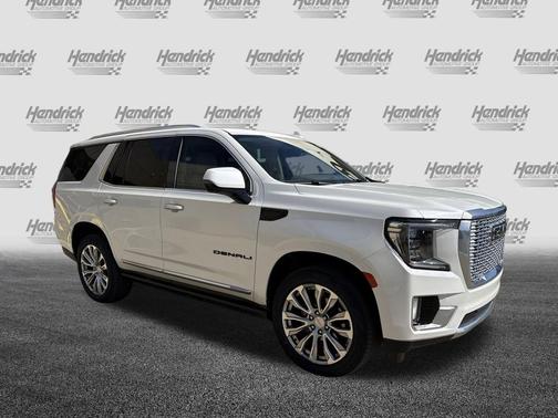 White Frost Tricoat 2023 GMC Yukon Denali