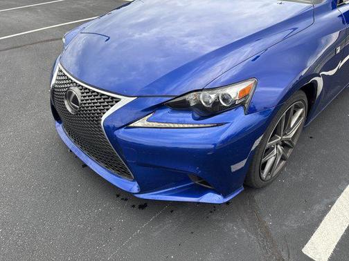2016 Lexus IS 200t F Sport