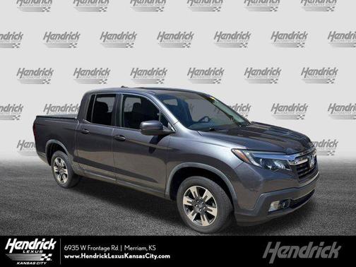 Modern Steel Metallic 2017 Honda Ridgeline RTL
