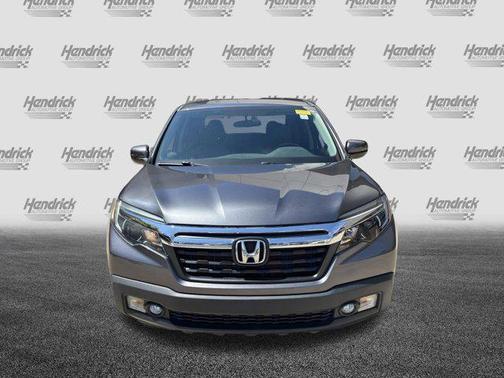 Modern Steel Metallic 2017 Honda Ridgeline RTL