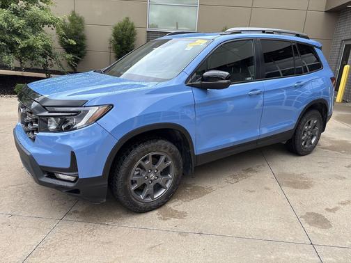 Diffused Sky Blue Pearl 2024 Honda Passport AWD TrailSport