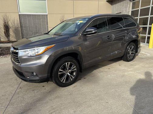 2016 Toyota Highlander XLE