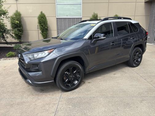 Magnetic Gray Metallic/Ice Edge Roof 2020 Toyota RAV4 TRD Off-Road