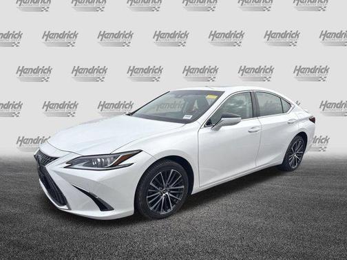 2023 Lexus ES 250 Base