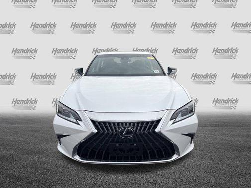 2023 Lexus ES 250 Base