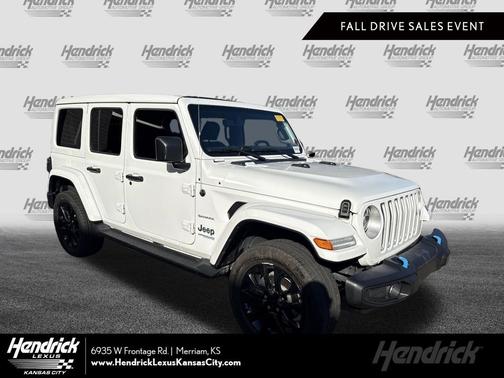 Bright White Clearcoat 2022 Jeep Wrangler Unlimited 4xe Sahara