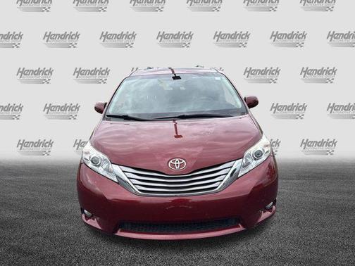 2017 Toyota Sienna XLE Premium