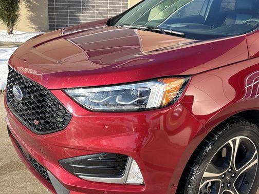 2019 Ford Edge ST